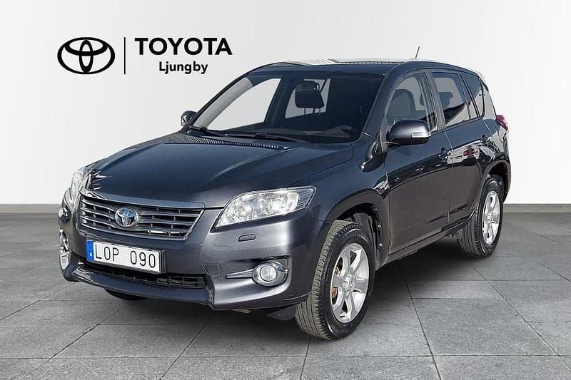 Mörkgrå Begagnad 2011 Toyota RAV4 Business Edition SUV | 129 000 kr (Marknadspris) - Bild 1/4