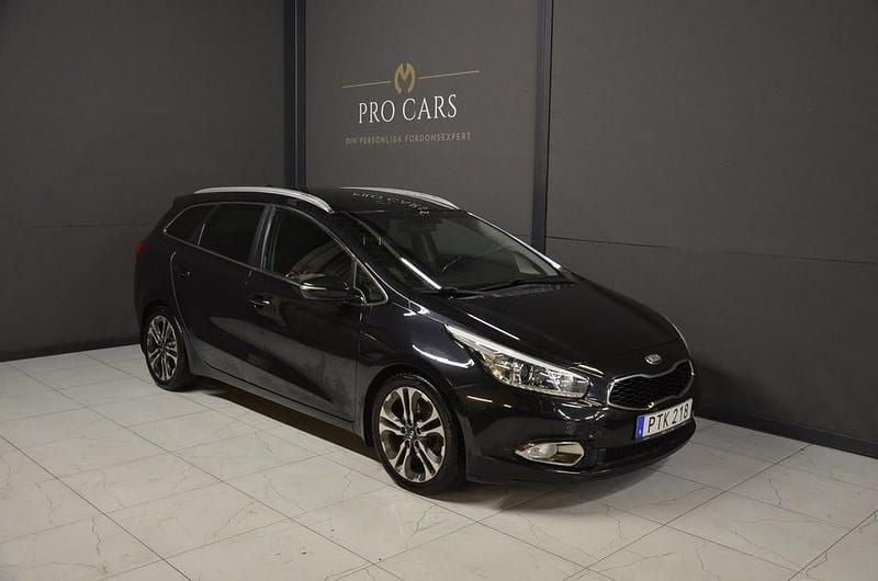 Begagnad Kia Ceed Sportswagon Comfort 128 HK (94 kW) 2013 Svart Kombi