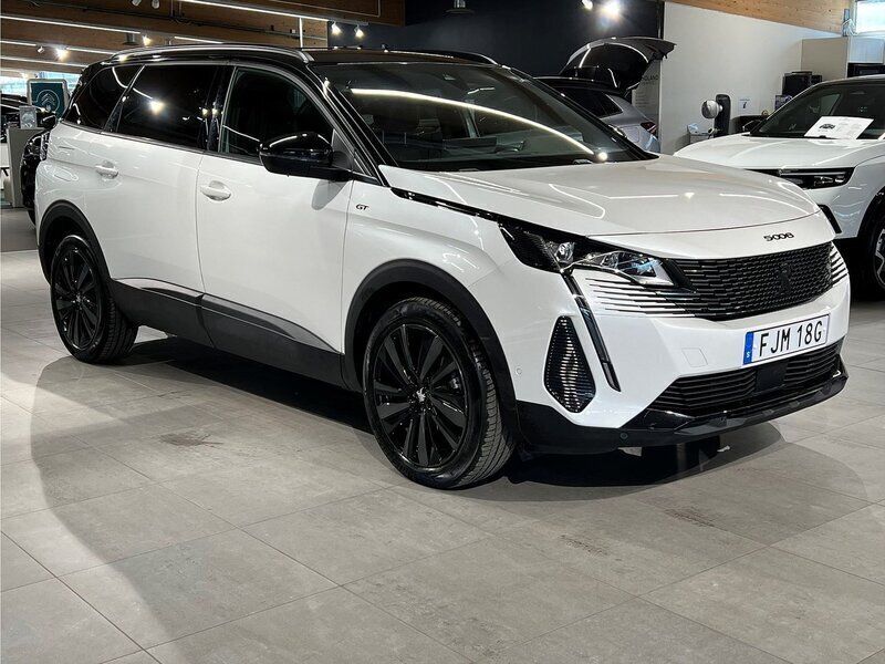 Vit Begagnad 2023 Peugeot 5008 GTi Minibuss | 339 900 kr (Lite dyr) - Bild 1/4