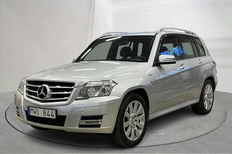Silver Begagnad 2012 Mercedes GLK220 SUV | 99 000 kr (Superpris) - Bild 1/4