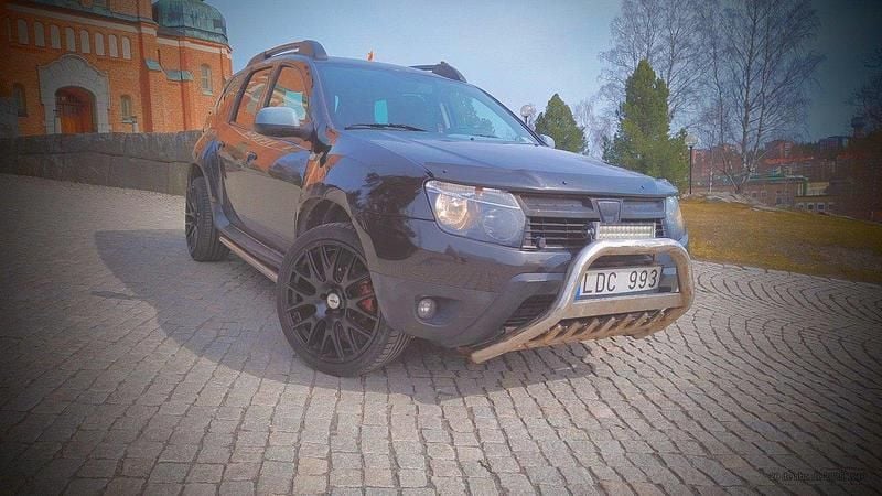 Svart Begagnad 2011 Dacia Duster SUV | 45 000 kr (Bra pris) - Bild 1/4