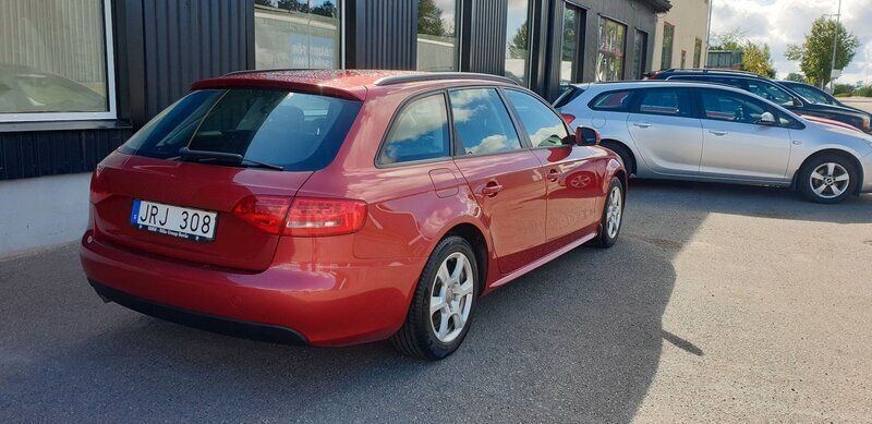 Röd Begagnad 2010 Audi A4 Kombi | 69 000 kr (Marknadspris) - Bild 1/4