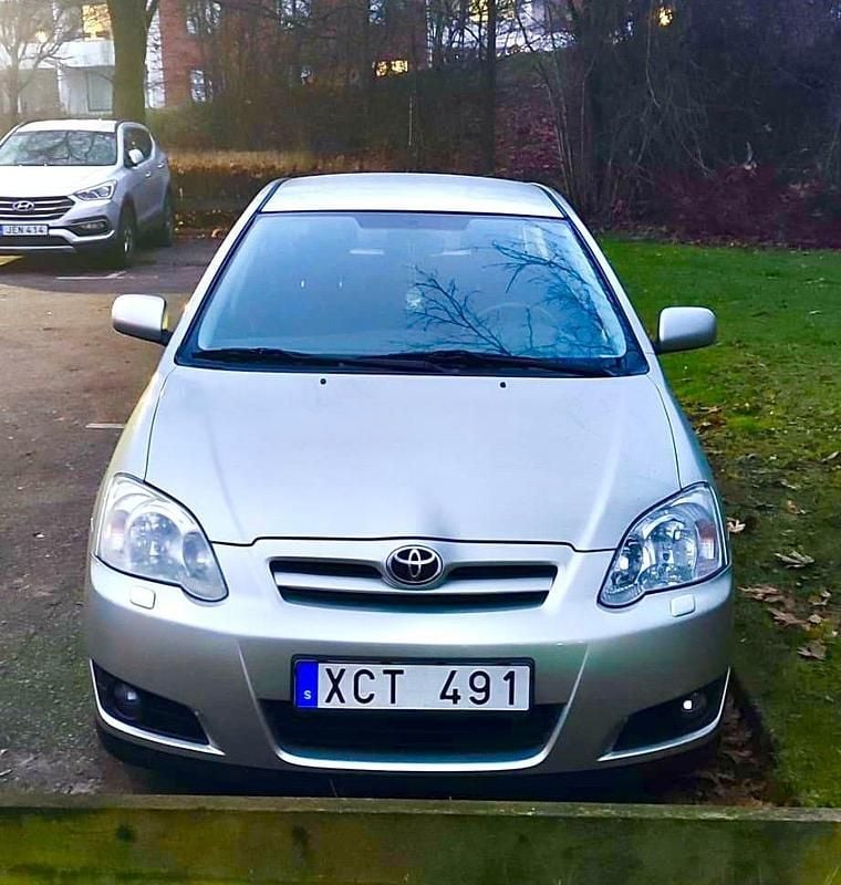 Begagnad Toyota Corolla 110 HK (80 kW) 2006