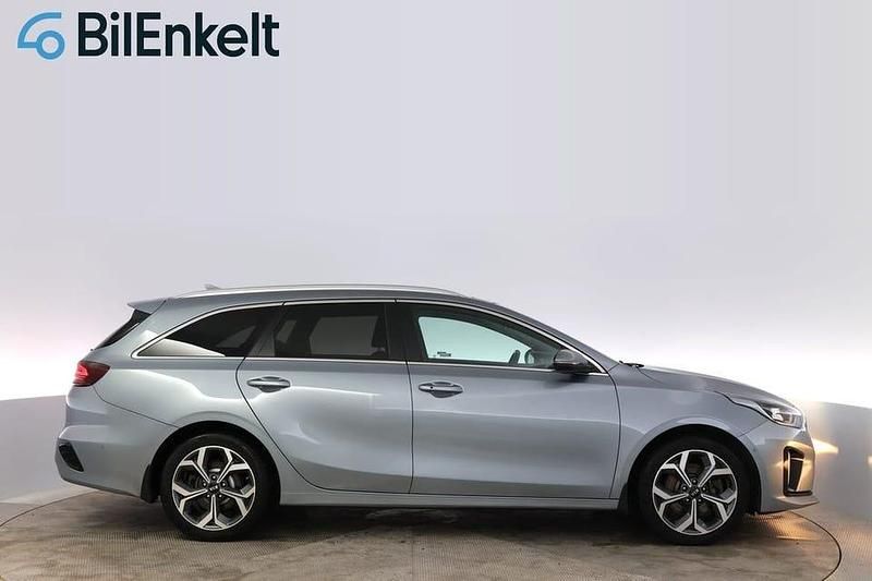Begagnad Kia Ceed Sportswagon Plus 143 HK (105 kW) 2020 Grå Kombi