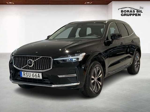 Begagnad Volvo XC60 Core 355 HK (261 kW) 2023 Svart SUV