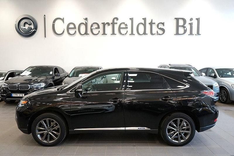 Svart Begagnad 2012 Lexus RX450h Luxury Line SUV | 209 900 kr (Marknadspris) - Bild 1/4