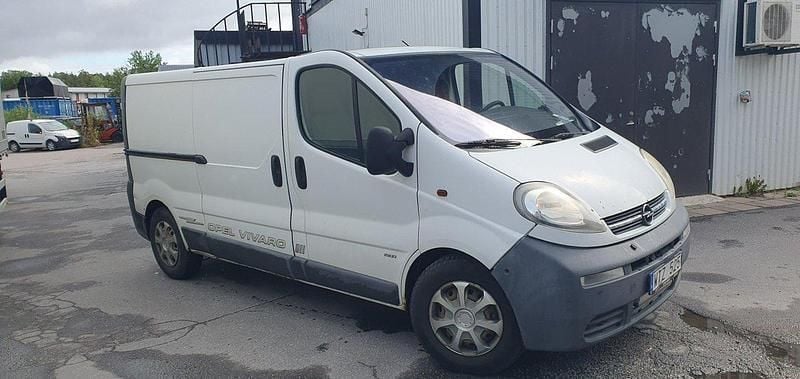 Vit Begagnad 2005 Opel Vivaro Van | 12 000 kr (Superpris) - Bild 1/1