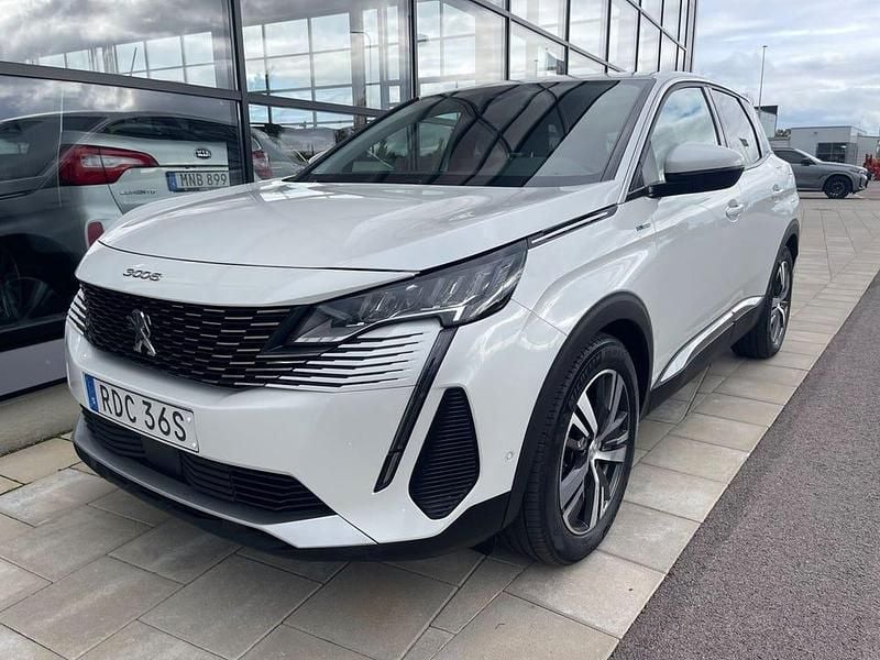 Vit Begagnad 2021 Peugeot 3008 Allure SUV | 249 900 kr (Marknadspris) - Bild 1/4