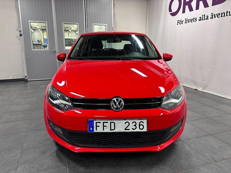 Begagnad VW Polo 90 HK (66 kW) 2012 Röd Halvkombi
