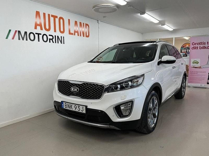 Vit Begagnad 2015 Kia Sorento SUV | 179 900 kr (Marknadspris) - Bild 1/4