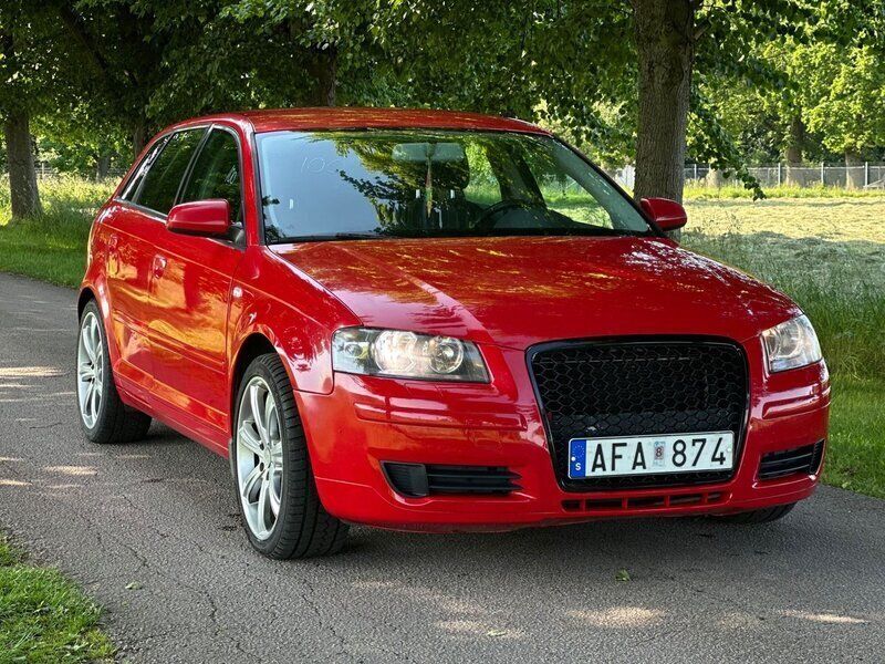 Röd Begagnad 2007 Audi A3 Sportback Attraction Halvkombi | 34 900 kr (Marknadspris) - Bild 1/4