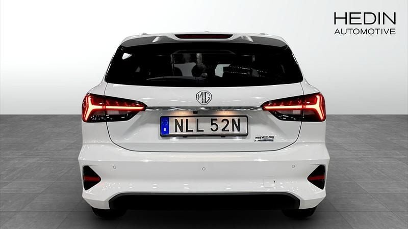 Begagnad MG MG5 EV Long Range 114 kW (156 HK) 2022 Vit Kombi