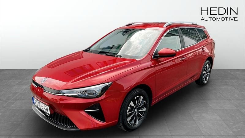 Röd (red) Begagnad 2022 MG MG5 EV Comfort Kombi | 209 900 kr - Bild 1/4