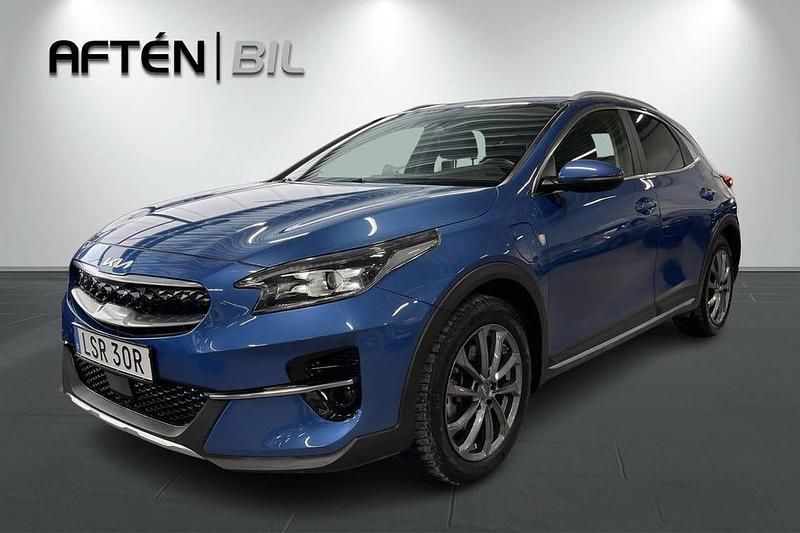 Blå Begagnad 2022 Kia XCeed Advance SUV | 239 000 kr (Bra pris) - Bild 1/3