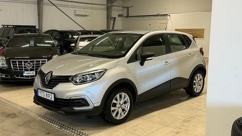Begagnad Renault Captur 90 HK (66 kW) 2017 Silver SUV