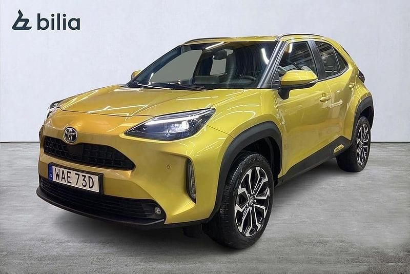 Begagnad Toyota Yaris Cross Active 117 HK (86 kW) 2022 Gul SUV
