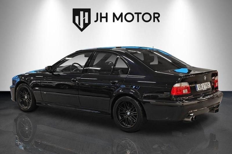 Begagnad BMW M5 400 HK (294 kW) 1999 Mörkblå Sedan