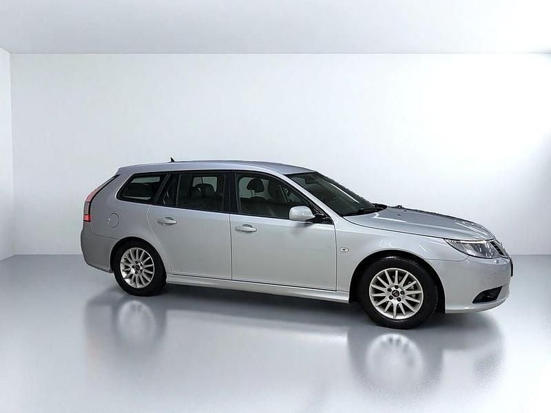 Begagnad Saab 9-3 150 HK (110 kW) 2010 Grå Kombi