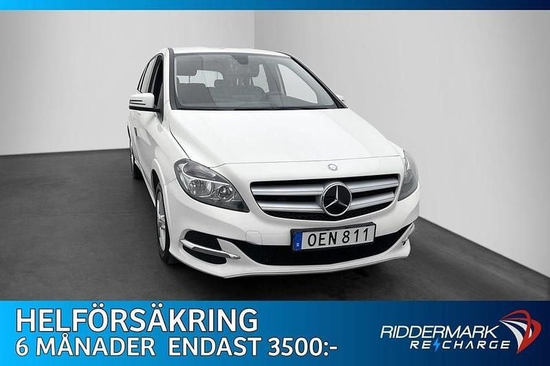 Begagnad Mercedes B250e Style 64 kW (88 HK) 2017 Vit Minibuss