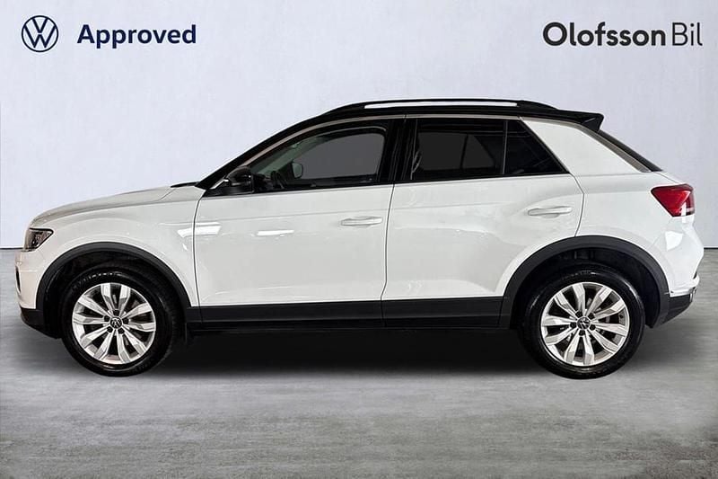Vit Begagnad 2021 VW T-Roc SUV | 259 000 kr (Marknadspris) - Bild 1/4