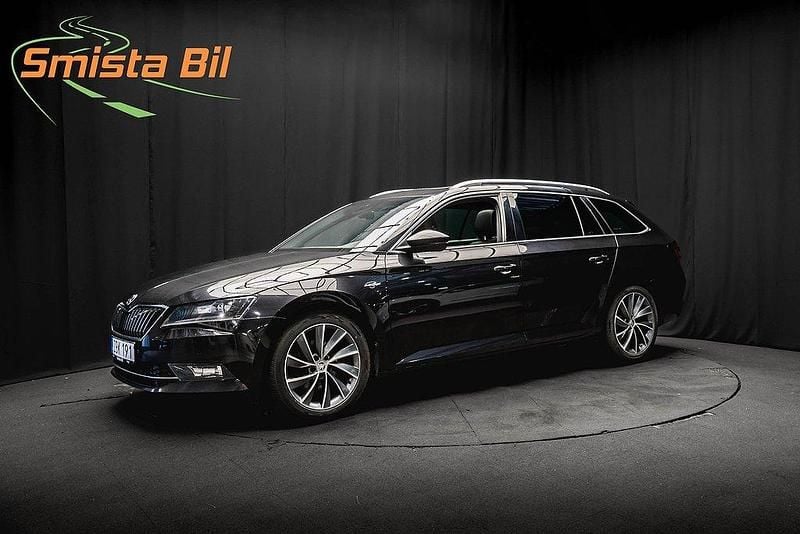 Svart Begagnad 2017 Skoda Superb LAURIN & KLEMENT Kombi | 244 900 kr (Lite dyr) - Bild 1/3