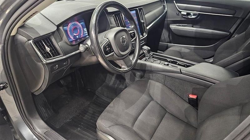 Begagnad Volvo V90 Business Edition 150 HK (110 kW) 2018 Kombi