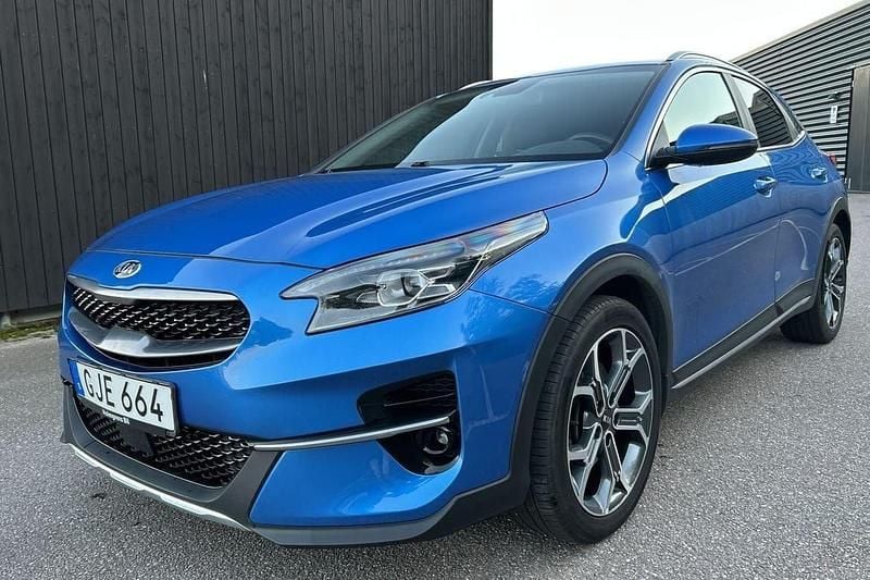Blå Begagnad 2019 Kia XCeed Advance SUV | 219 900 kr (Marknadspris) - Bild 1/4
