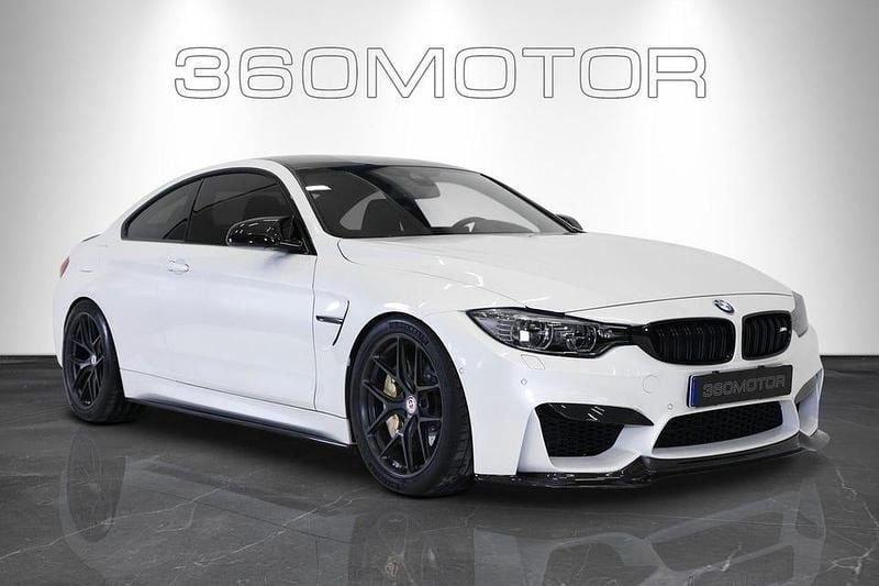 Vit Begagnad 2015 BMW M4 Sportkupé | 569 900 kr - Bild 1/4