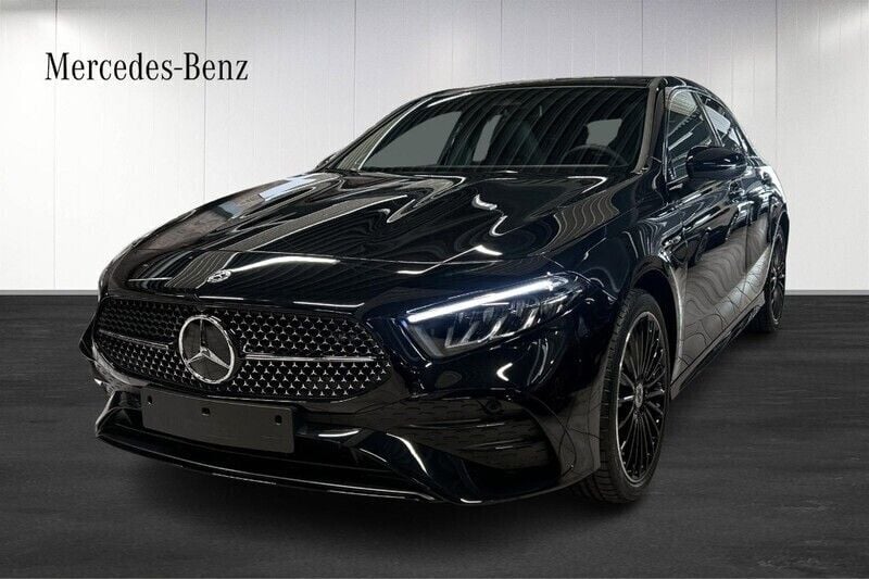 Ny 2026 Mercedes A250 AMG Line Premium Halvkombi | 493 800 kr (Marknadspris) - Bild 1/4