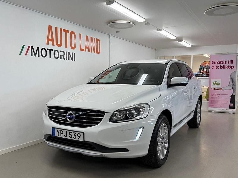 Vit Begagnad 2017 Volvo XC60 Standard SUV | 189 900 kr (Bra pris) - Bild 1/4