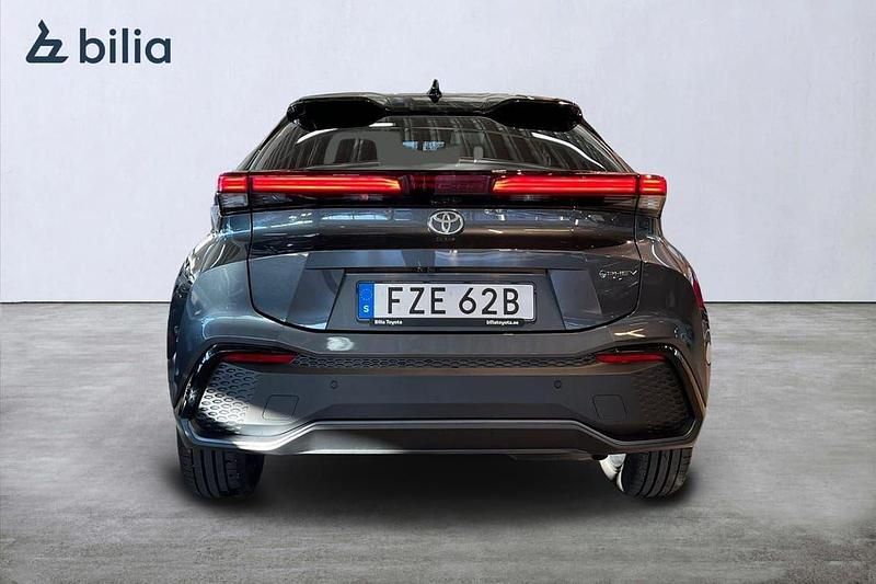Begagnad Toyota C-HR Executive 226 HK (166 kW) 2024 Mörkgrå SUV