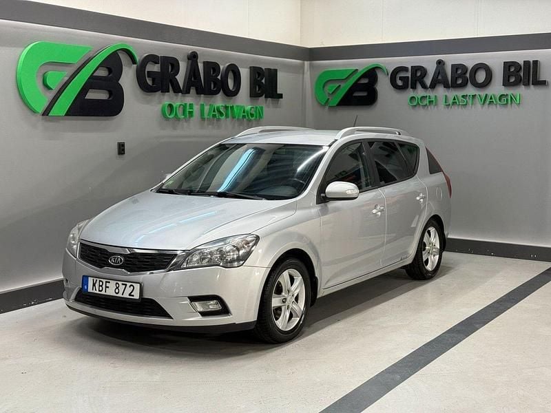 Silver Begagnad 2010 Kia Ceed Sportswagon 3 Kombi | 39 900 kr (Marknadspris) - Bild 1/4