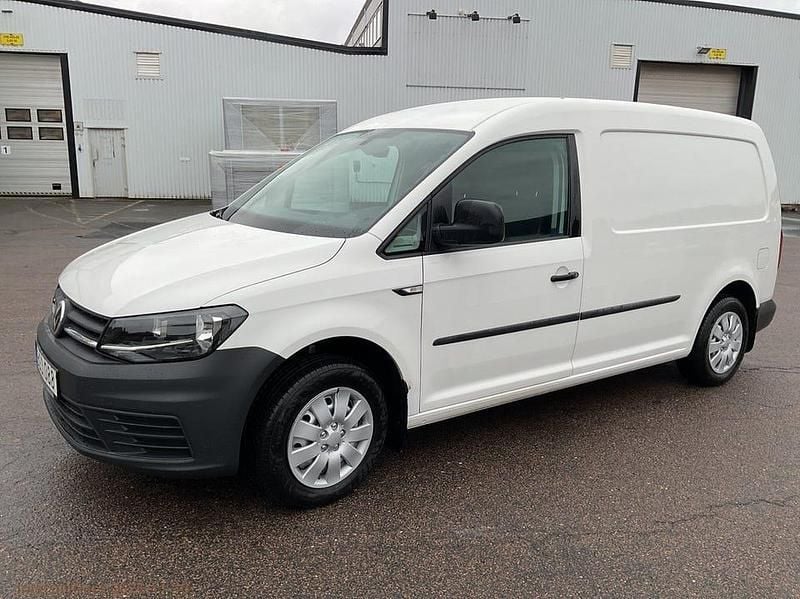 Vit Begagnad 2018 VW Caddy Maxi Minibuss | 88 800 kr (Superpris) - Bild 1/3