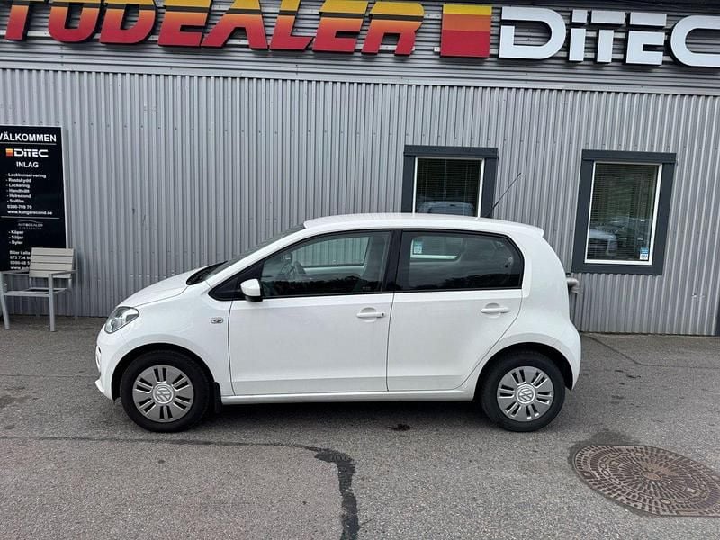 Vit Begagnad 2013 VW up! move up! Halvkombi | 64 902 kr (Lite dyr) - Bild 1/4