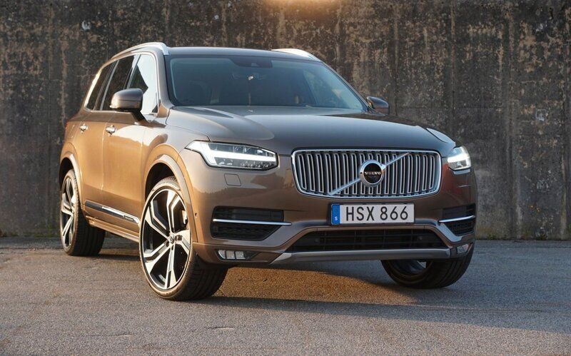 Brun Begagnad 2015 Volvo XC90 Inscription SUV | 309 000 kr (Lite dyr) - Bild 1/4