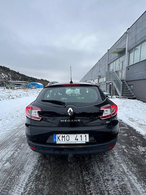 Begagnad Renault Mégane III 110 HK (80 kW) 2012 Svart