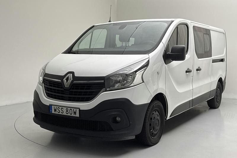 Vit Begagnad 2021 Renault Trafic Van | 219 000 kr (Dyr) - Bild 1/4