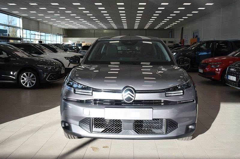 Grå Ny 2025 Citroën C4 PureTech Halvkombi | 277 000 kr (Marknadspris) - Bild 1/4