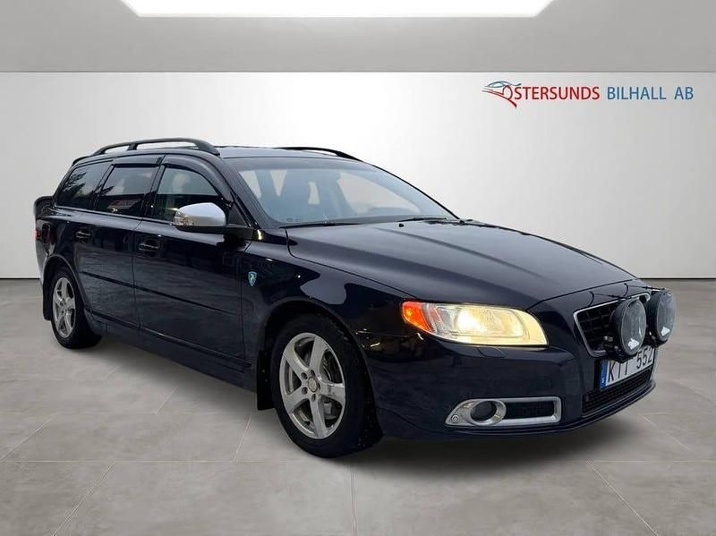 Blå Begagnad 2011 Volvo V70 R-Design Kombi | 119 900 kr (Dyr) - Bild 1/4
