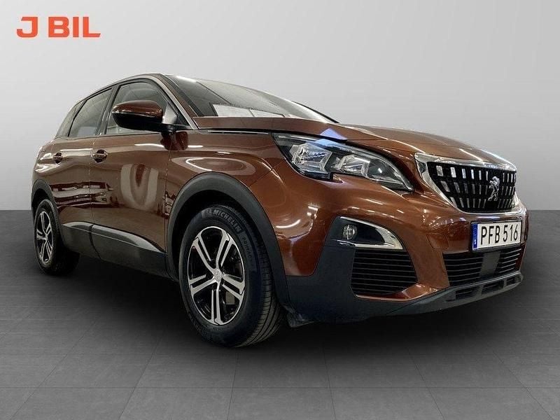 Mörkbrun Begagnad 2017 Peugeot 3008 Active SUV | 154 900 kr (Marknadspris) - Bild 1/4