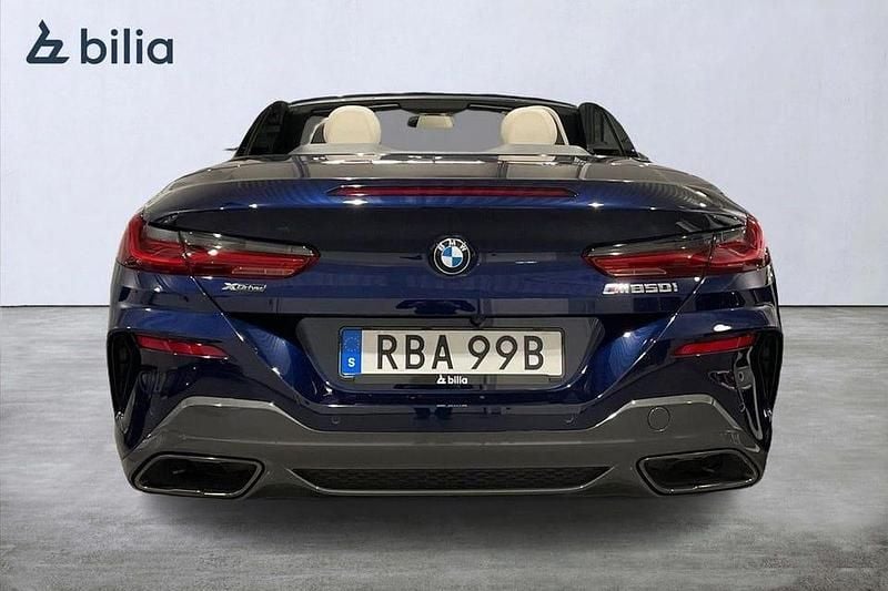 Begagnad BMW M850 M Performance 530 HK (389 kW) 2024 Blå Sportkupé