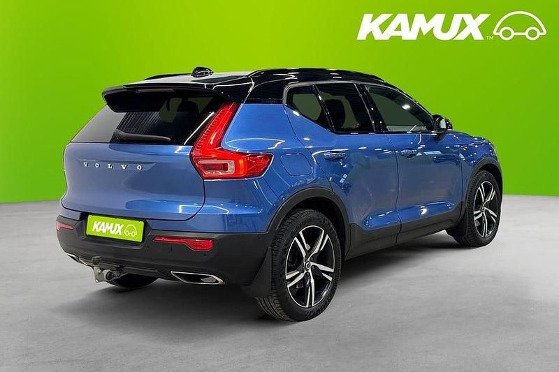 Begagnad Volvo XC40 R-Design 190 HK (139 kW) 2020 Blå SUV