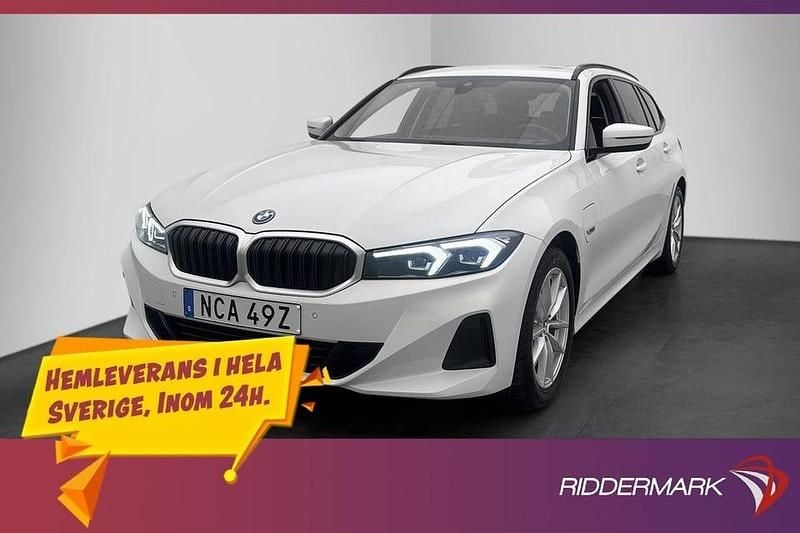 Vit Begagnad 2023 BMW 330 Kombi | 319 800 kr - Bild 1/3