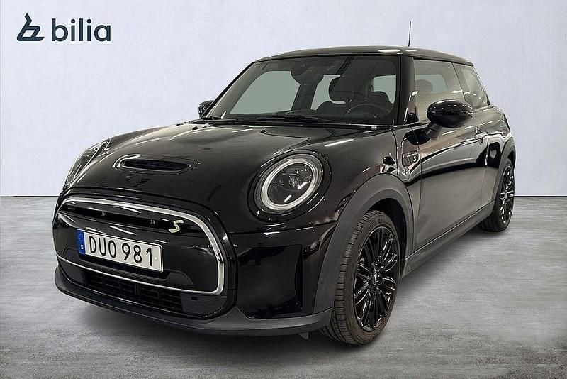 Svart Begagnad 2021 Mini Cooper SE Halvkombi | 179 900 kr (Bra pris) - Bild 1/4