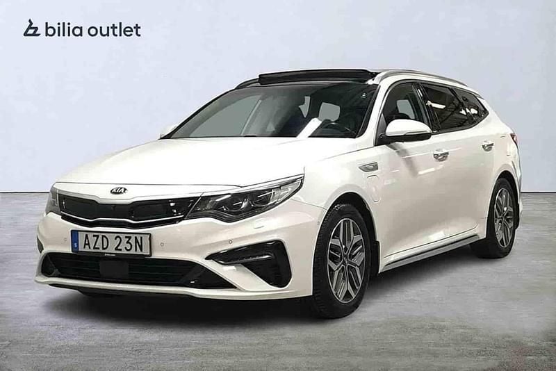 Vit Begagnad 2020 Kia Optima Hybrid Sport Sedan | 219 900 kr (Marknadspris) - Bild 1/1