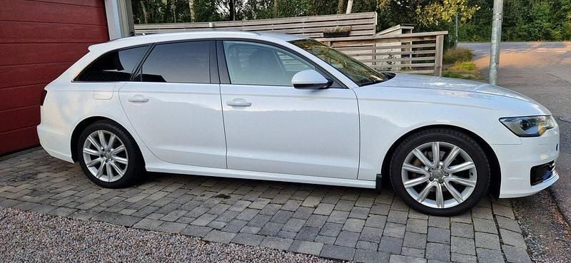 Vit Begagnad 2015 Audi A6 Kombi | 115 000 kr (Marknadspris) - Bild 1/4