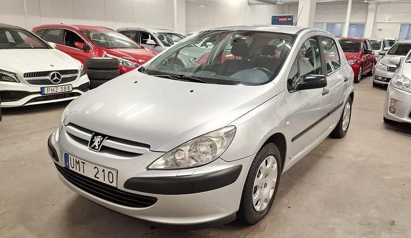 Begagnad Peugeot 307 109 HK (80 kW) 2004 Grå Halvkombi