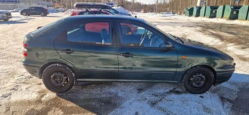 Begagnad Fiat Brava 103 HK (75 kW) 2001 Halvkombi