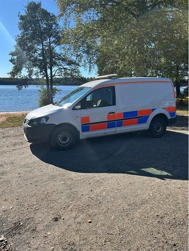 Vit Begagnad 2014 VW Caddy Maxi Minibuss | 67 500 kr (Superpris) - Bild 1/4