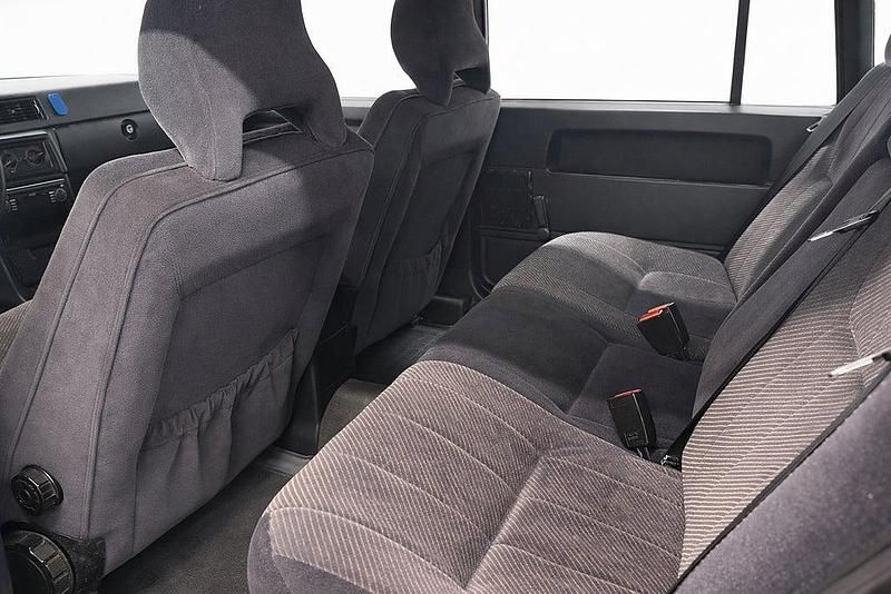 Begagnad Volvo 940 135 HK (99 kW) 1996 Röd Sedan